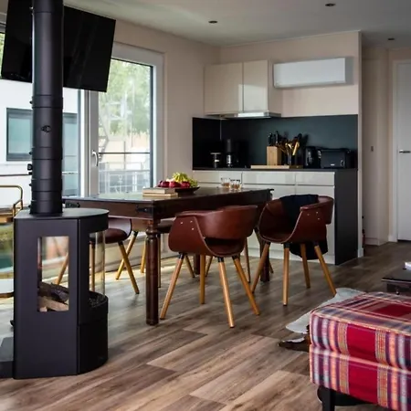 Hotel na wodzie Hausboot King - Lp5