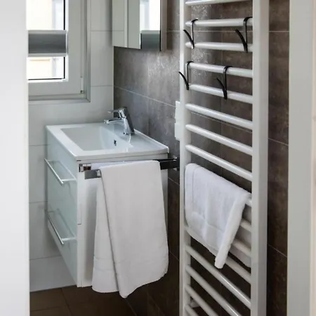 Hausboot King - Lp5 Hotel na wodzie Laasow