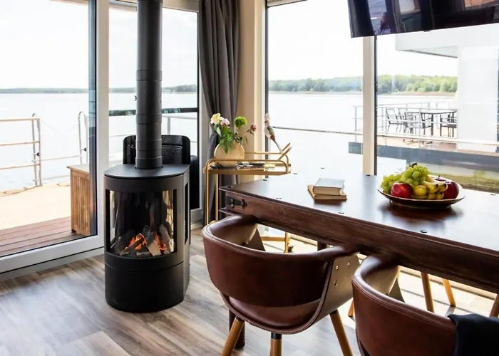 Bådhotel Hausboot King - Lp5 *